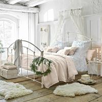 LOBERON Bed Canefield