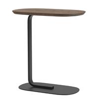 Muuto Relate Beistelltisch 60.5 cm Eiche geraucht/Schwarz