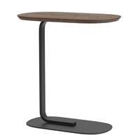 Muuto Relate Bijzettafel 60,5 cm Solid smoked oak/Zwart