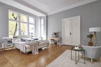 Birkenstock Boxspringbett Iona, mit Lederlaschen am Kopfteil, mit Holzsockel in Eiche natur