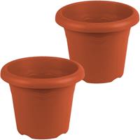 Hega Hogar Set van 2x stuks terra cotta ronde plantenpotten/bloempotten kunststof D 26 x H 21 cm - Plantenbakken/bloembakken voor buiten