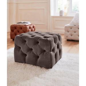 Guido Maria Kretschmer Home&Living Hocker Kalina met klassieke chesterfield-capitonnage, passend bij de serie kalina