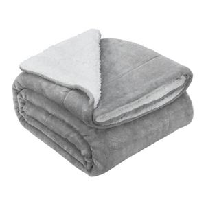 Juskys Tagesdecke »Fleecedecke 150x200 cm«, , Doppelseitige Decke, mit Sherpa & Fleece, kuschelig & weich, Moderne Farbgebung