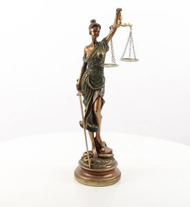 DecoImport Vrouwe Justitia harsbeeldje