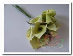 Decoflorall Calla lichtGroen 3. 5*5 cm. Per doosje Calla lichtgroe