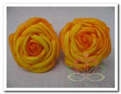 Decoflorall foam rose Geel 5*4 cm. /6 stuks foam rose Geel