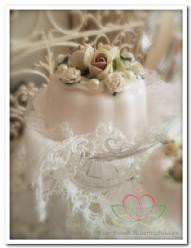 Decoflorall Mini foam roos 2 cm. Creme bruin/ doos Mini foam roos