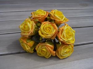 Decoflorall foam roos Elegant 5 cm. Geel comb PER STUK PER STUK