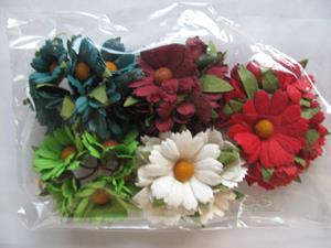 Decoflorall Mulberry Chrysantjes Christmas mixed +/-40 mm / PAK25 Mulberry Chrysantje