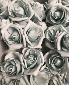 Decoflorall foam Rose Emilia 6cm. IJsblauw DOOS42 Doos 42