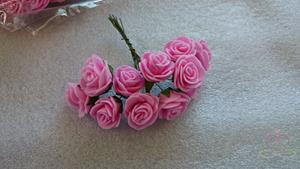 Decoflorall Mini foam roos 2, 5 cm. Zuurstokroze +/- 144st zak Mini foam roos