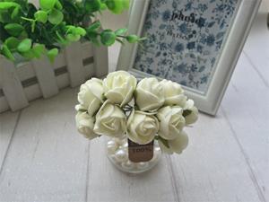 Decoflorall Mini foam roos 2, 5 cm. Roomwit/offwhite +/- 144st zak,  Mini foam roos