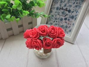 Decoflorall Mini foam roos 2, 5 cm. Rood +/- 144st zak,  Mini foam roos