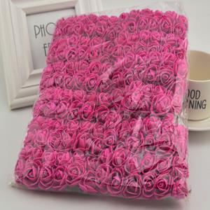 Decoflorall Mini foam roos 2, 5 cm. meiRed +/- 144st zak,  Mini foam roos