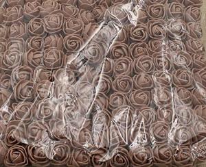 Decoflorall Mini foam roos 2, 5 cm. Bruin +/- 144st zak,  Mini foam roos