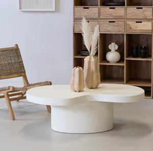 Industrielemeubelshop Betonlook salontafel Louen met organische vormen