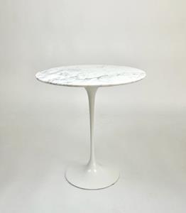 Knoll Side Table Marble - Tweedehands