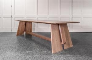 Design on Stock Custom made eiken design tafel Wood - Tweedehands