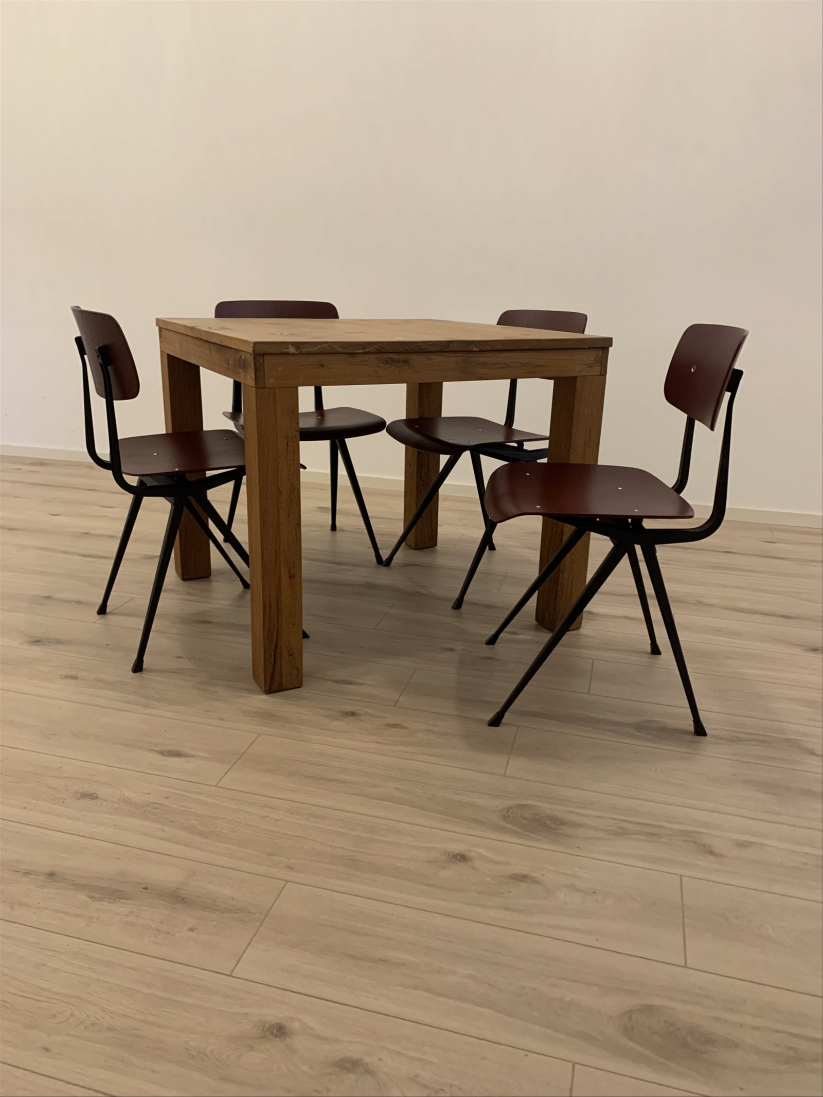 Whoppah Moderne eiken houten tafel vierkant Wood - Tweedehands