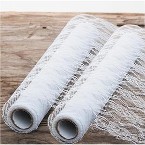 Givi Italia Tafelloper op rol - 2x - gesponnen kant - wit - 30cm x 3m - stof -