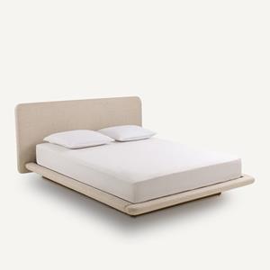 AM.PM Platform bed in essenhout en getextureerde stof, Slice