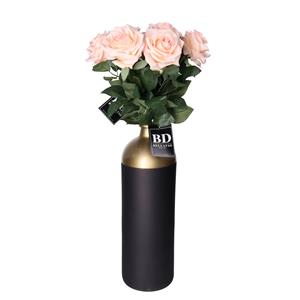 Bellatio Design Kunstbloemen boeket Roos Dijon - 8 stelen - 64 cm - zacht roze - kunst zijdebloemen -