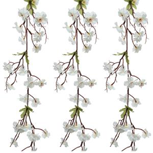 Everlands 3x stuks kunstbloem/bloesem takken slingers - wit - 187 cm -