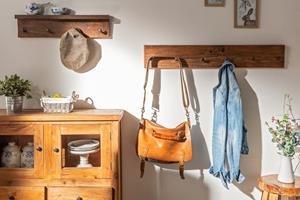 Invicta Interior Massieve wandkapstok HEMINGWAY 60cm natuurlijk gerecycled teakhout met plank - 39551