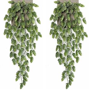 Emerald kunstplant/hangplant - 2x - Hop - groen - 70 cm lang -