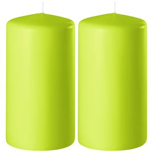 Enlightening Candles 2x Lime groene cilinderkaarsen/stompkaarsen 6 x 15 cm branduren -