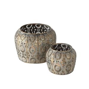 Deco by Boltze Metalen design kaarsenhouders/windlichtjes antiek goud set van 2x stuks 10 en 13 cm hoog -