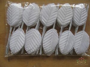 Decoflorall Blad zijde blaadjes op draad 50st WIT 3*5cm. Blad zijde blaad