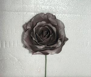 Decoflorall foamrose Sophie Taupe 15 cm. / DOOS12 foamrose Sophie