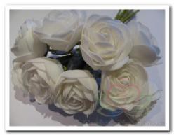 Decoflorall Camelia roos foam 4 cm. Wit / doos Camelia roos Fo