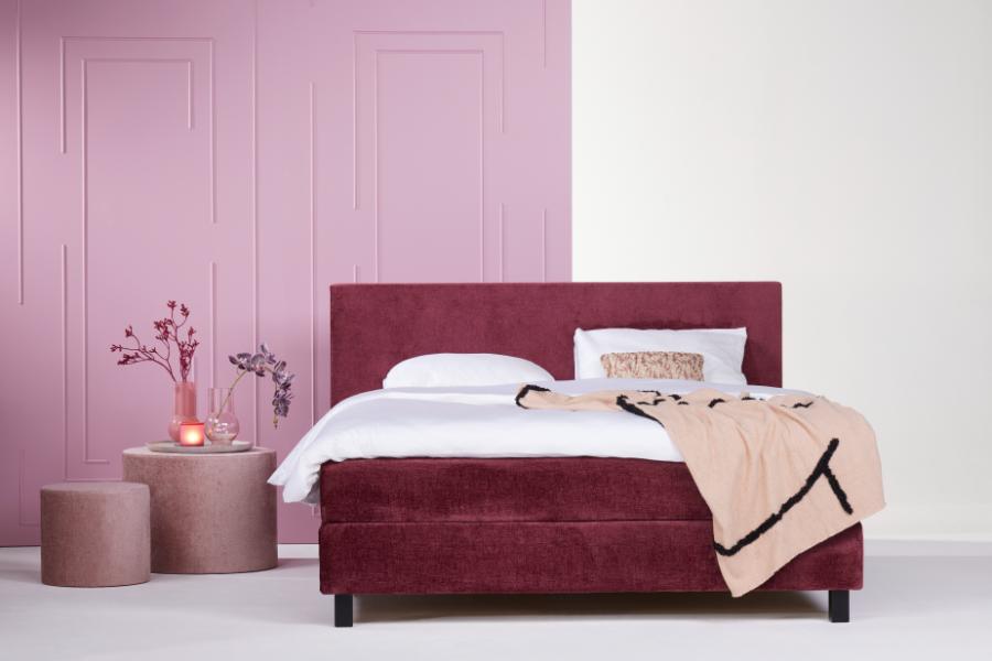 Eastborn boxspring Forward